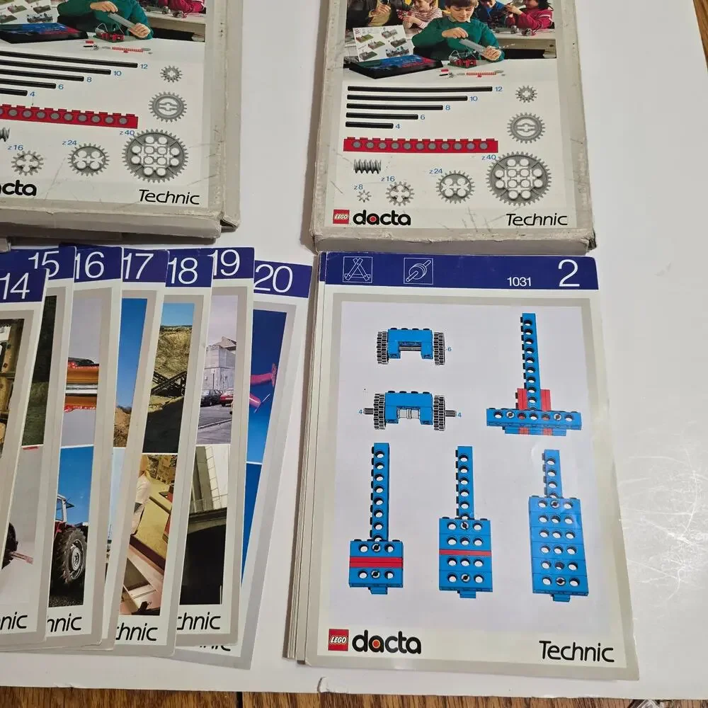 Vintage Lego Dacta Technic 1033 (6) and 1031 (1) Instructions Building Class Set